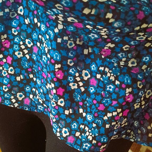 American Eagle Sheer Layered Top XS Blue Floral Lined Shirred Back Tank - Picture 6 of 9